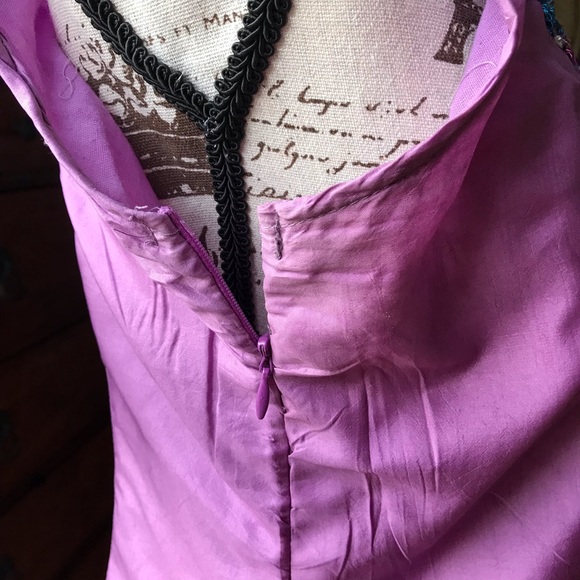 Silk embroidered pant suit and scarf - Picture 3 of 8